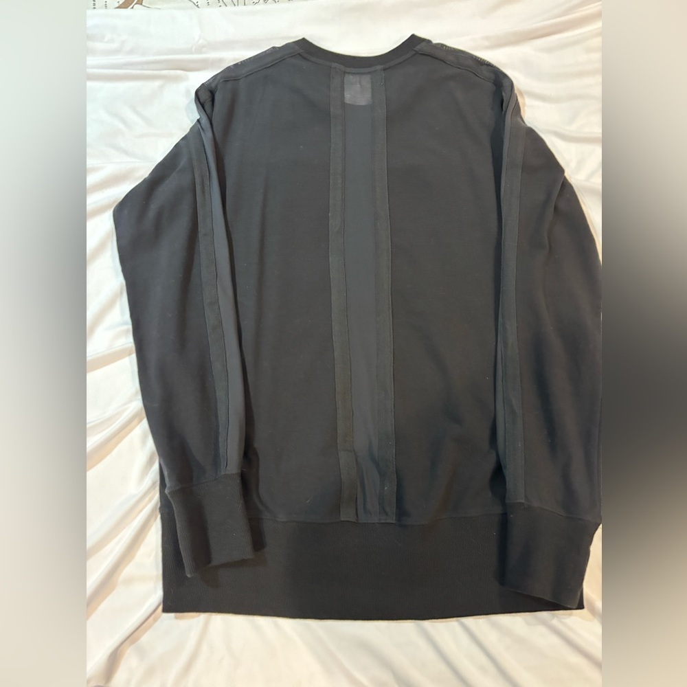 Blanc Noir Athleisure sweatshirt.